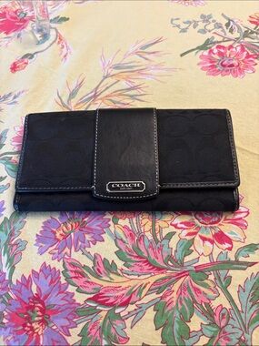Coach Black Signature Clutch Wallet